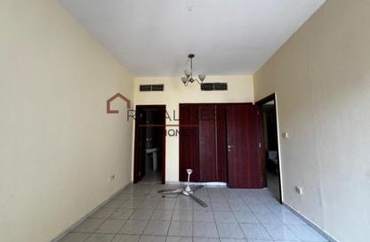 Apartment - 1 Bedroom - 1 Bathroom for rent in Building U20 - Italy Cluster - International City - Dubai