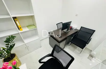مكتب - غرفة نوم - 1 حمام للايجار في ريم ريزدنسي - الكرامة - دبي