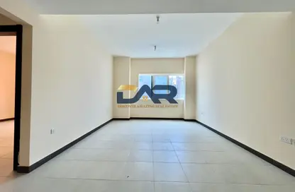 Apartment - 2 Bedrooms - 2 Bathrooms for rent in Shabiya 9 - Shabiya - Mussafah - Abu Dhabi