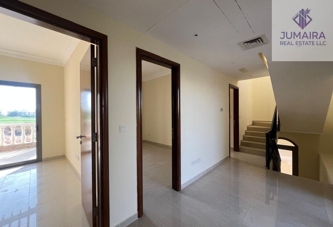 Spacious 4BR Townhouse | Golf View | Near School