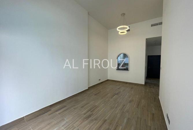 82802673 - Property Main Image