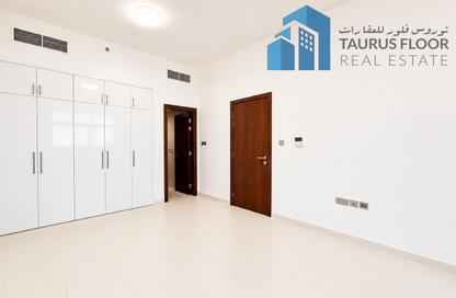 Apartment - 2 Bedrooms - 3 Bathrooms for rent in Bayt Al Muraqqabat 01 - Al Muraqqabat - Deira - Dubai Apartment - 2 Bedrooms - 3 Bathrooms for rent in Bayt Al Muraqqabat 01 - Al Muraqqabat - Deira - Dubai