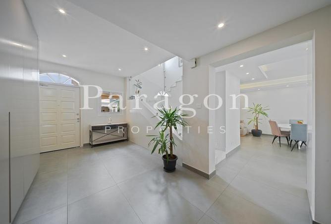 73855616 - Property Image 3