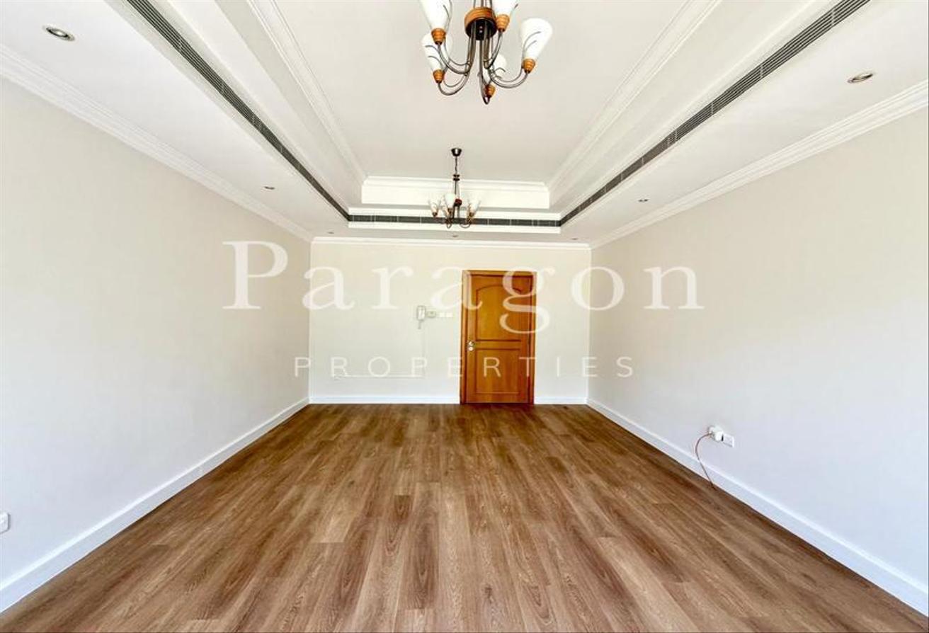 SPACIOUS 4BR + STUDY | POOL & GYM | NEAR BEACH photo 7