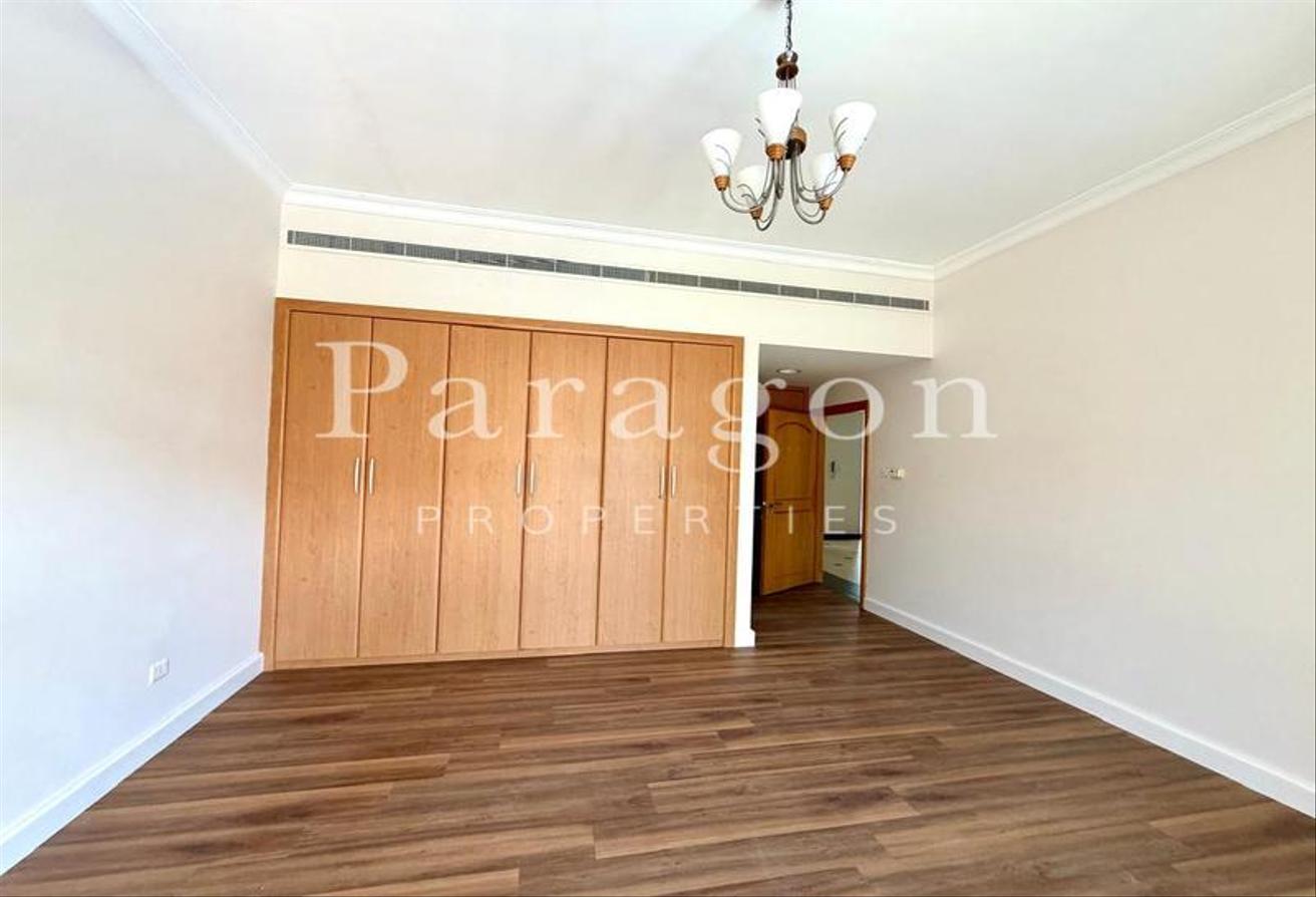 SPACIOUS 4BR + STUDY | POOL & GYM | NEAR BEACH photo 10