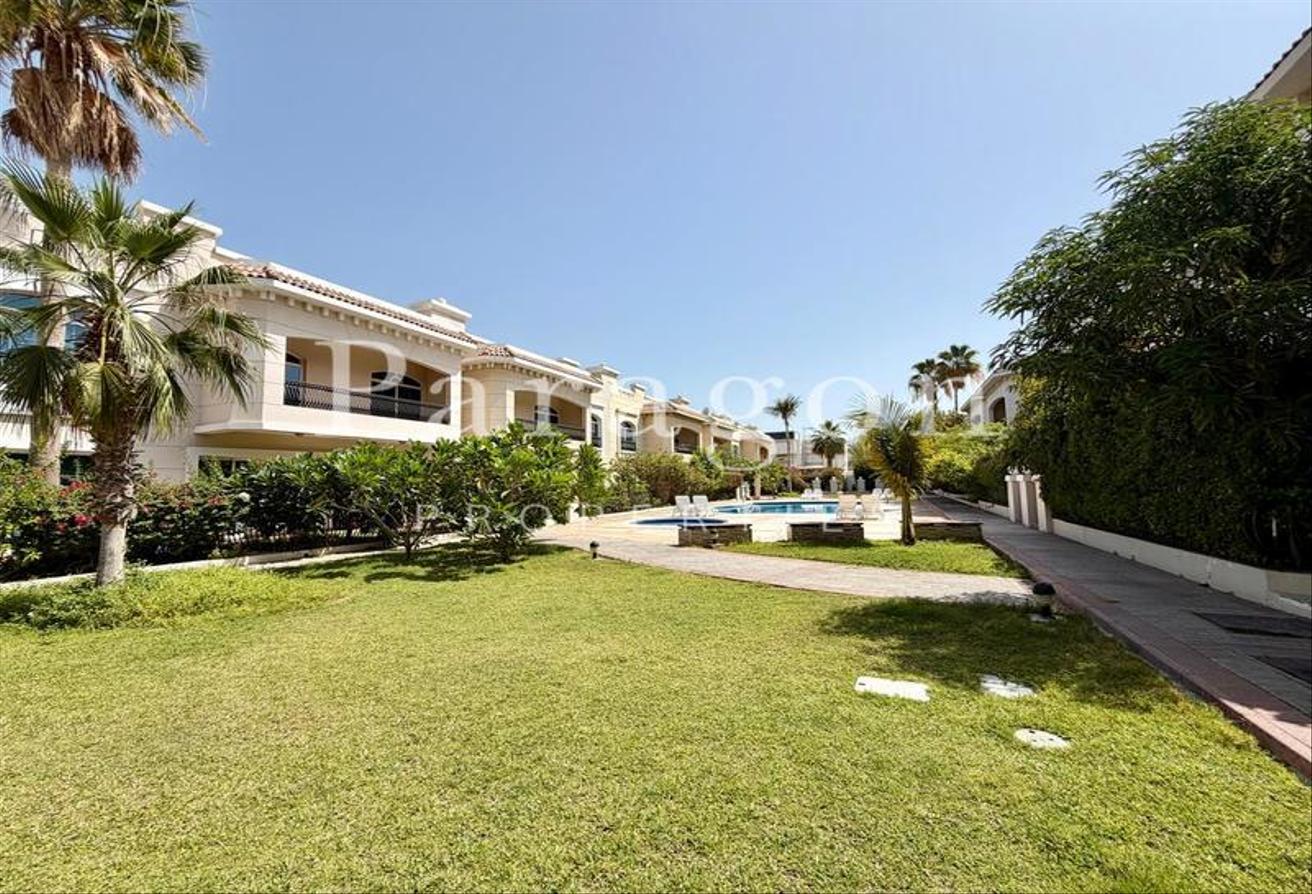 SPACIOUS 4BR + STUDY | POOL & GYM | NEAR BEACH photo 3