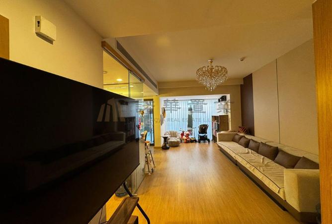 105976154 - Property Main Image
