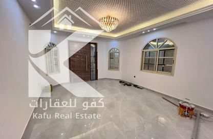 فيلا - 5 غرف نوم - 8 حمامات للايجار في 2 المويهات - المويهات - عجمان