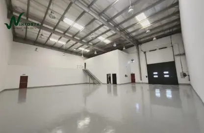 Warehouse - Studio - 2 Bathrooms for rent in Dubai Investment Park 2 (DIP 2) - Dubai Investment Park (DIP) - Dubai