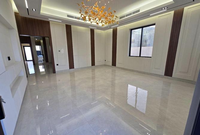 79384347 - صورة العقار 2