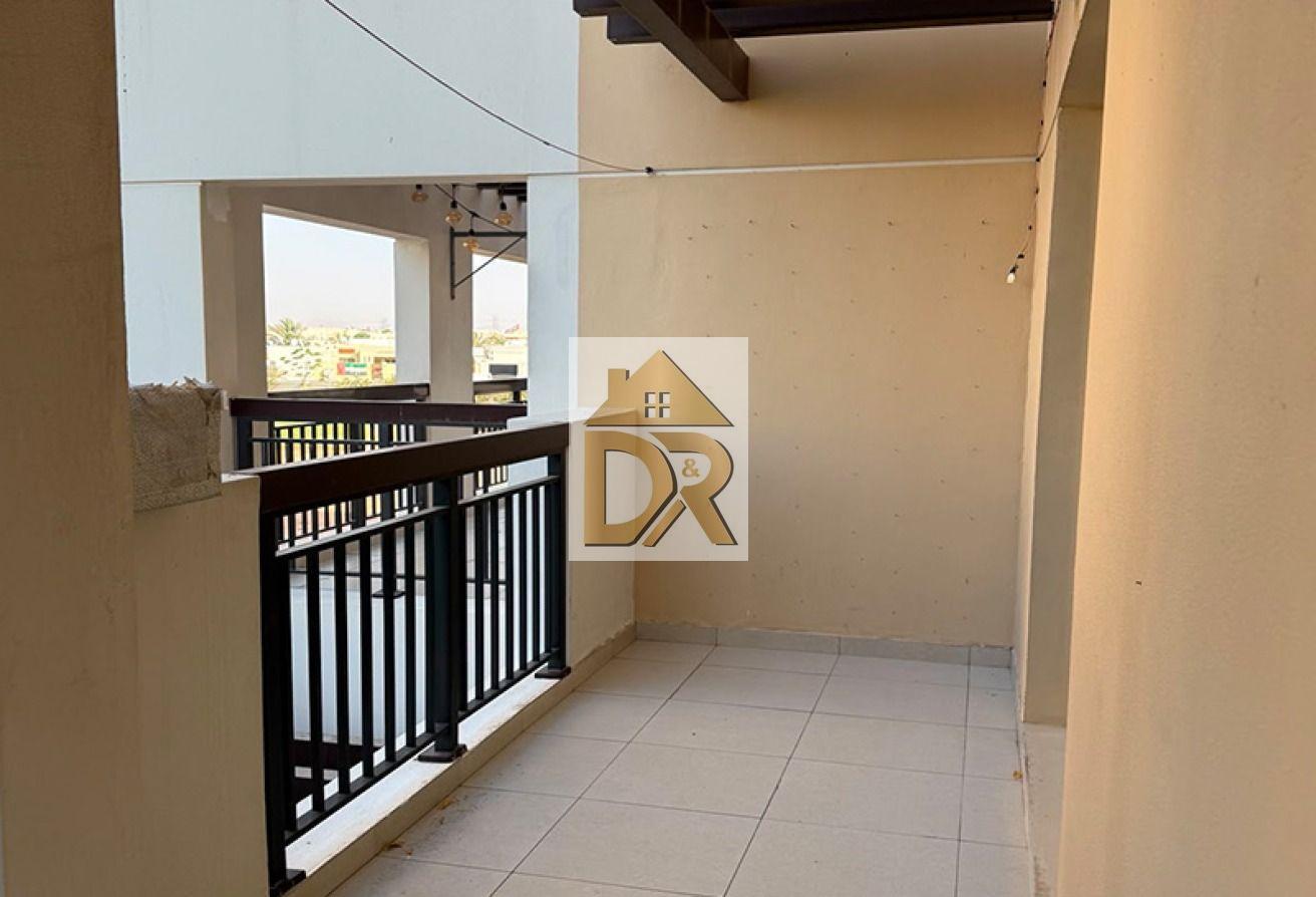 Upgraded | Huge size | 2Bed+Miad's | Wood Flooring photo 7