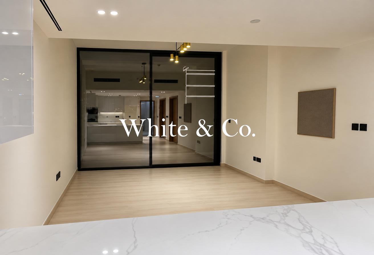Pool View | Private Balcony | Large Layout photo 2