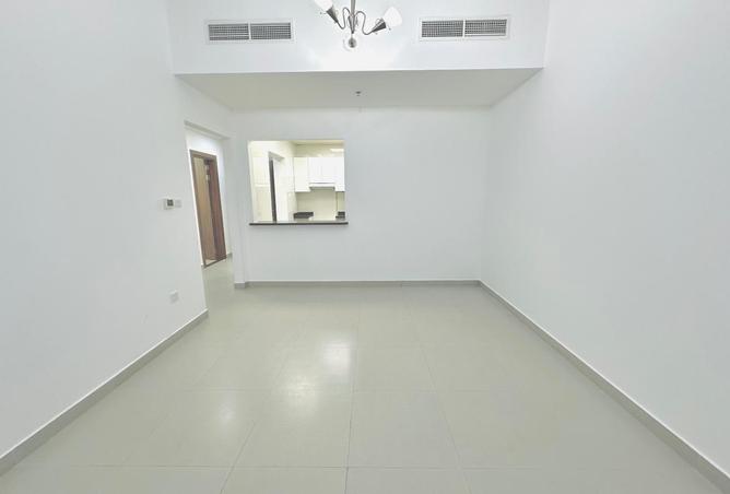 97843350 - Property Main Image