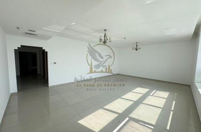 Apartment - 3 - 5 for rent in Al Khan Corniche - Al Khan - Sharjah