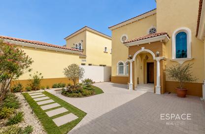 Villa - 3 Bedrooms - 4 Bathrooms for rent in Legacy Small - Legacy - Jumeirah Park - Dubai Villa - 3 Bedrooms - 4 Bathrooms for rent in Legacy Small - Legacy - Jumeirah Park - Dubai