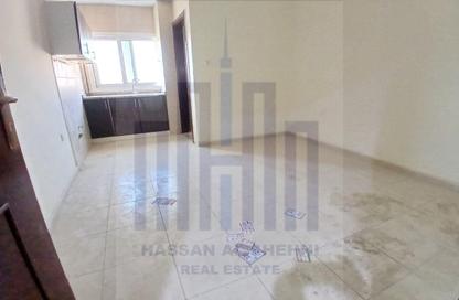 Apartment - Studio - 1 Bathroom for rent in Fire Station Road - Muwaileh - Sharjah Apartment - Studio - 1 Bathroom for rent in Fire Station Road - Muwaileh - Sharjah