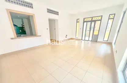 Apartment - 2 Bedrooms - 3 Bathrooms for rent in Kamoon 3 - Kamoon - Old Town - Downtown Dubai - Dubai