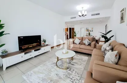 Apartment - 2 Bedrooms - 2 Bathrooms for rent in Sulafa Tower - Dubai Marina - Dubai