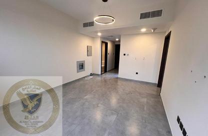 Apartment - 1 Bedroom - 2 Bathrooms for rent in Al Khan Corniche - Al Khan - Sharjah