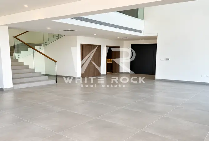 152374815 - Property Image 2
