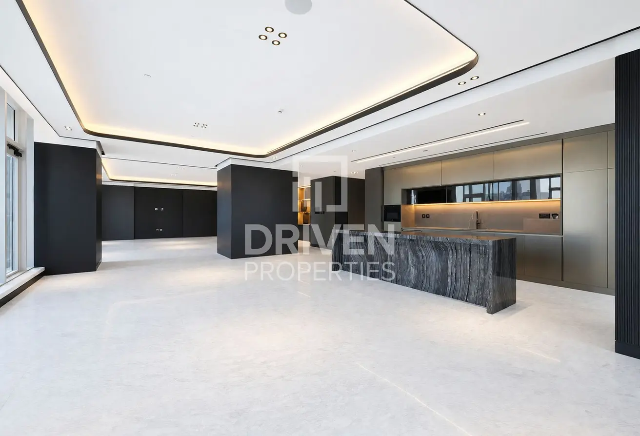 156893916 - Property Main Image