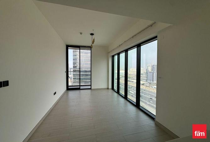 84063308 - Property Main Image
