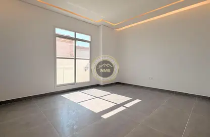 Apartment - 1 Bathroom for rent in Al Muntazah - Abu Dhabi