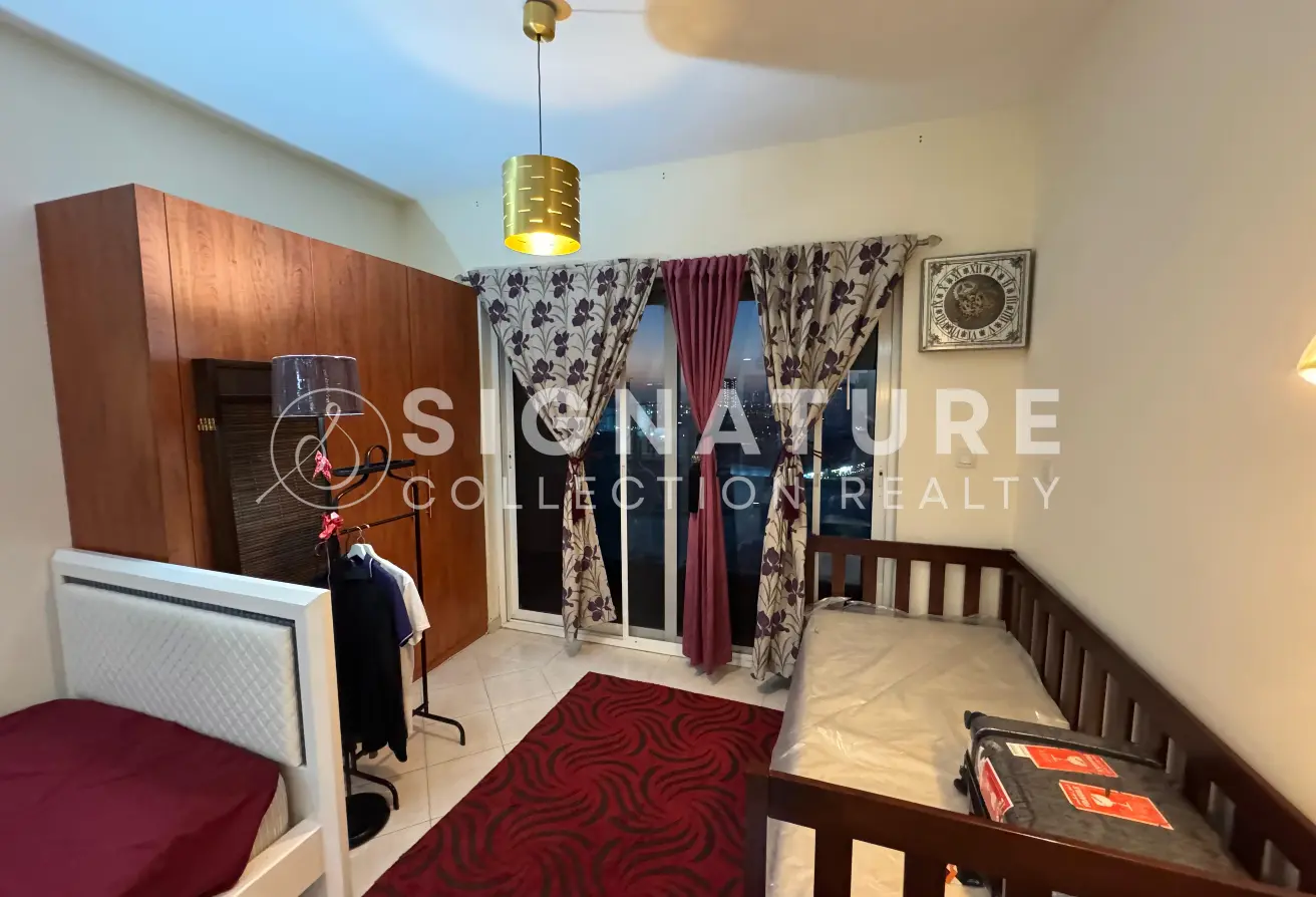 62458273 - Property Main Image
