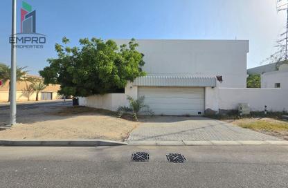 Villa - 4 Bedrooms - 3 Bathrooms for rent in Umm Suqeim 3 Villas - Umm Suqeim 3 - Umm Suqeim - Dubai