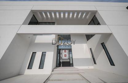 Villa - 5 Bedrooms - 7+ Bathrooms for rent in Nad Al Sheba Villas - Nad Al Sheba 3 - Nad Al Sheba - Dubai
