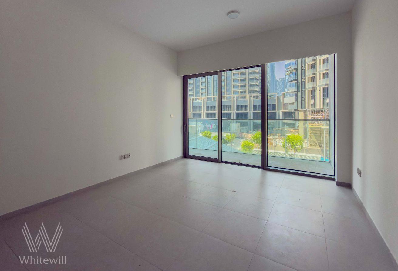 Downtown Living | Boulevard View | Unfurnished photo 6