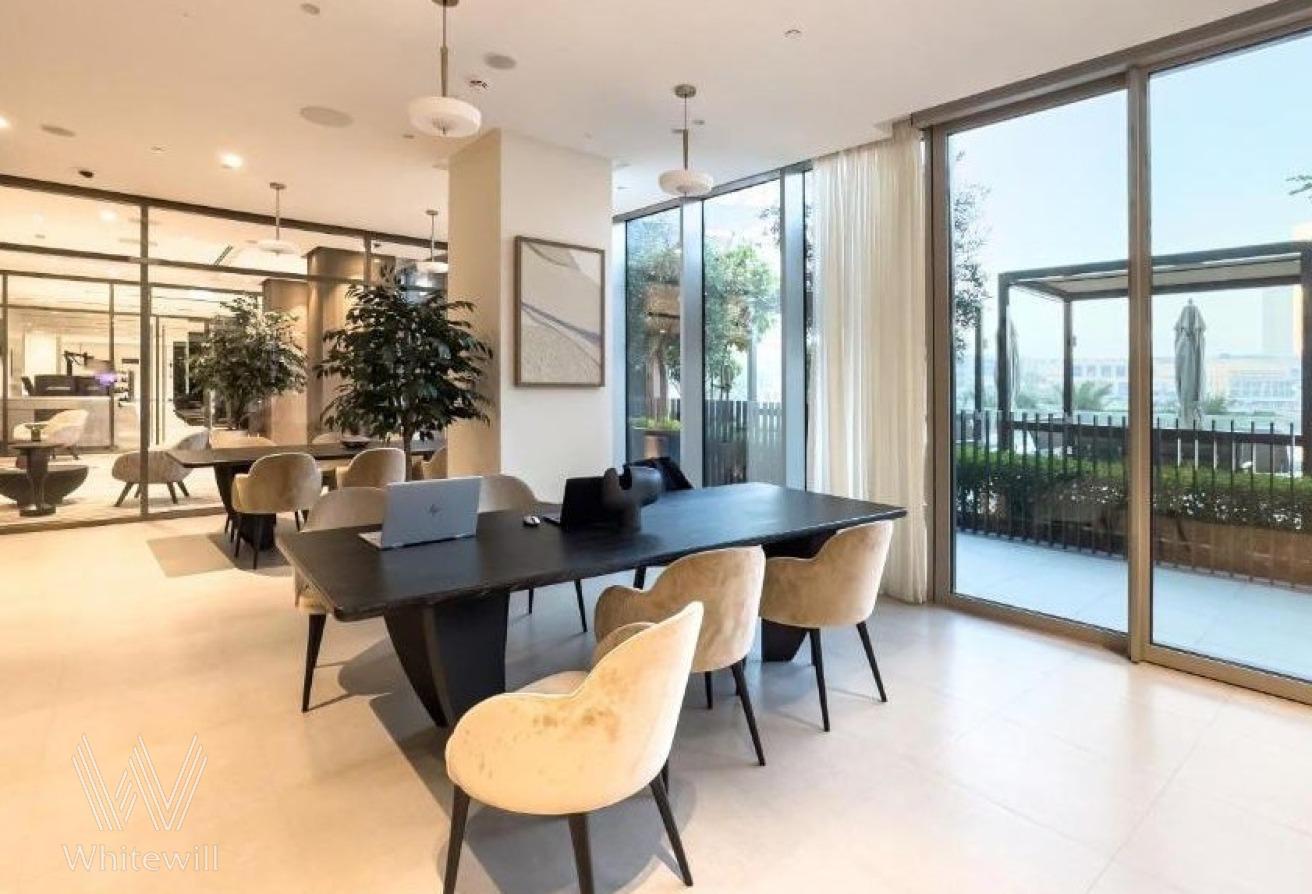 Downtown Living | Boulevard View | Unfurnished photo 23