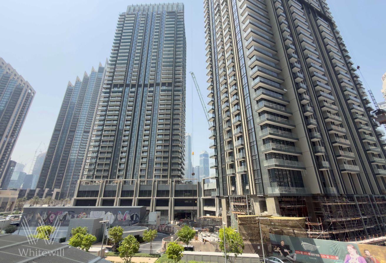 Downtown Living | Boulevard View | Unfurnished photo 14