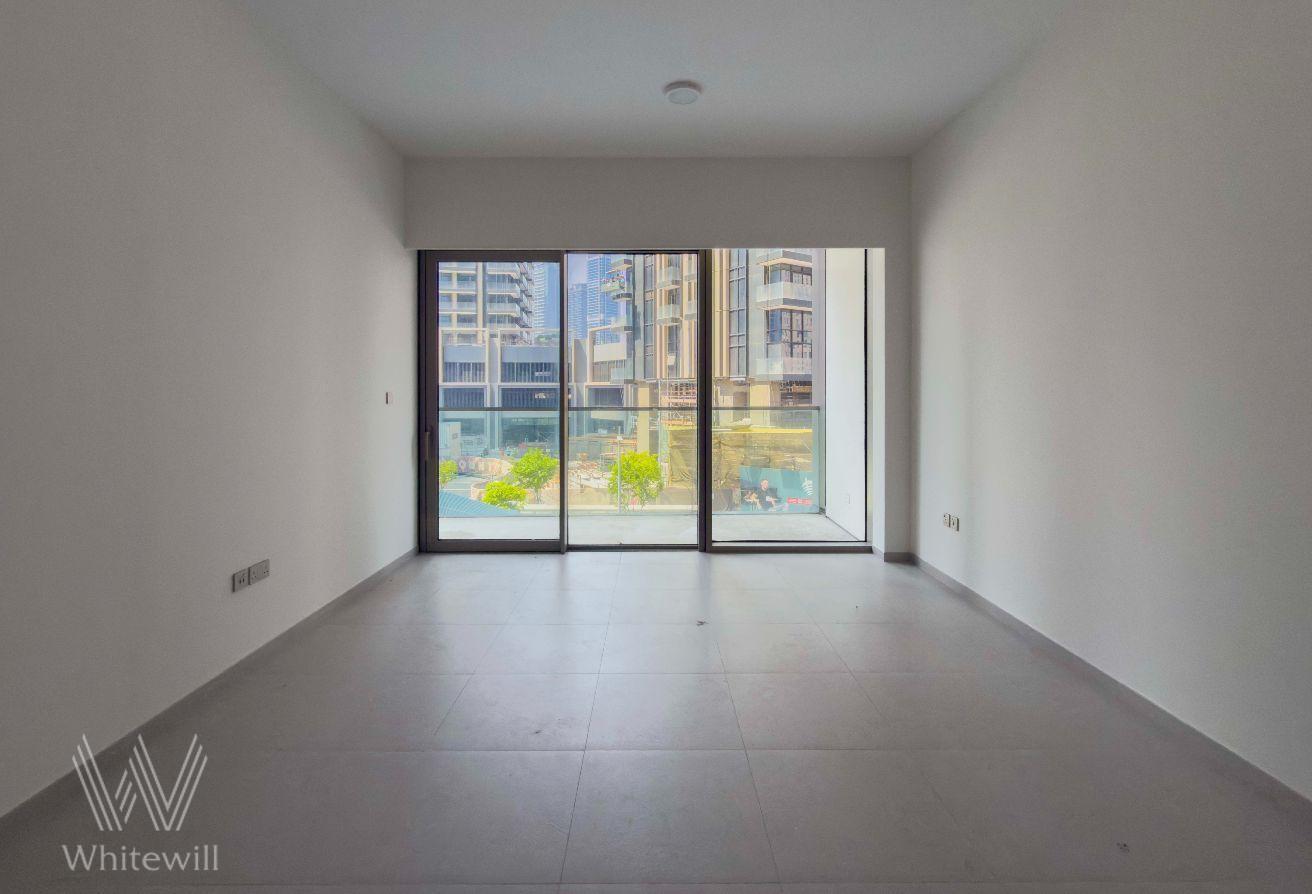 Downtown Living | Boulevard View | Unfurnished photo 7