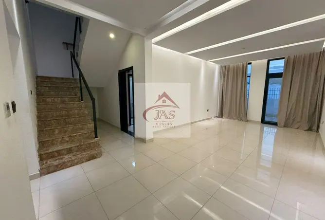 155580354 - Property Image 2