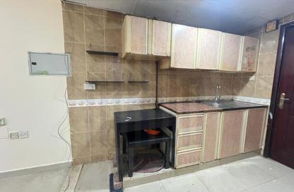 Apartment - Studio - 1 Bathroom for rent in Fire Station Road - Muwaileh - Sharjah Apartment - Studio - 1 Bathroom for rent in Fire Station Road - Muwaileh - Sharjah