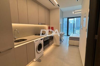 Apartment - Studio - 1 for rent in Society House - Downtown Dubai - Dubai