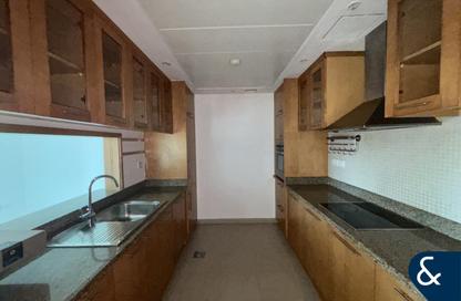 Apartment - 1 Bedroom - 2 Bathrooms for sale in Aurora Tower - Marina Promenade - Dubai Marina - Dubai