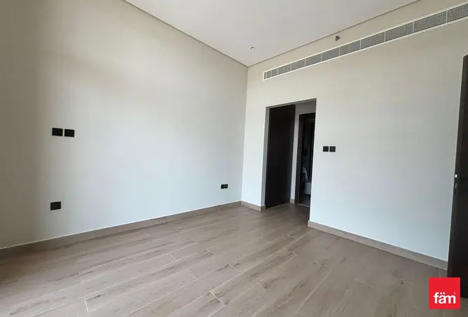 104256309 - Property Image 3
