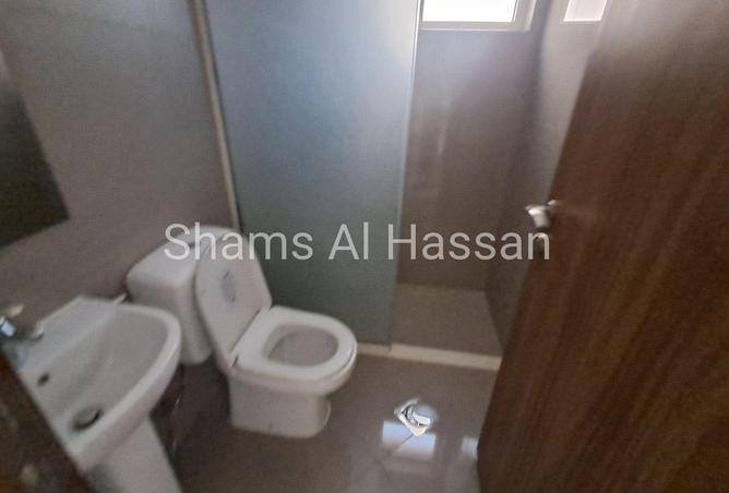 123845995 - Property Image 3