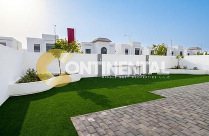 Villa - 4 Bedrooms - 6 Bathrooms for rent in Fay Alreeman - Al Shamkha - Abu Dhabi
