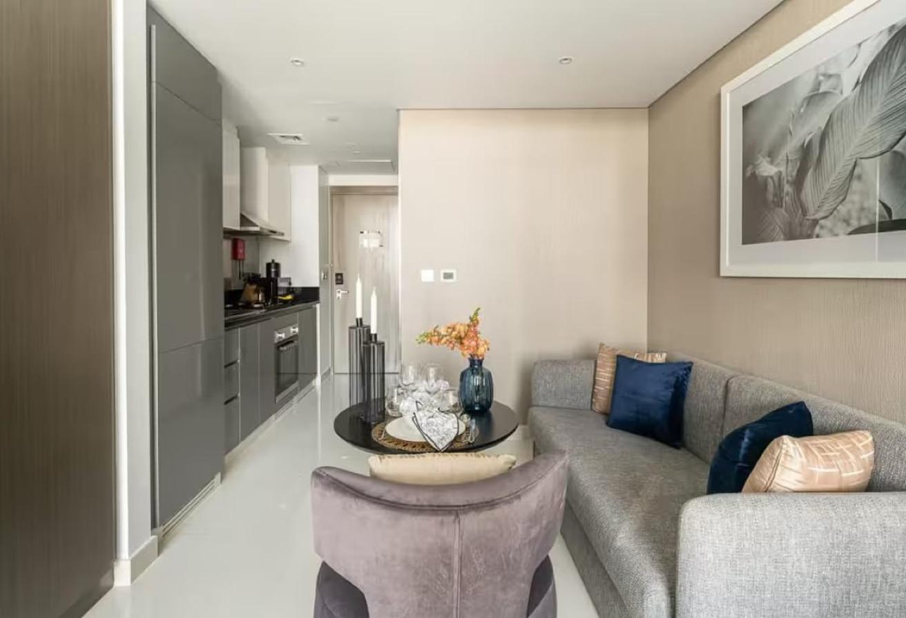Fully Furnished l Vacant l Canal View photo 6