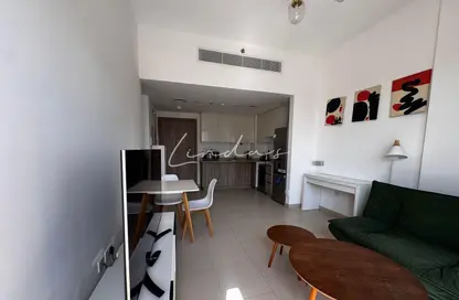 شقة - غرفة نوم - 1 حمام للايجار في شقق يونا - تاون سكوير - دبي