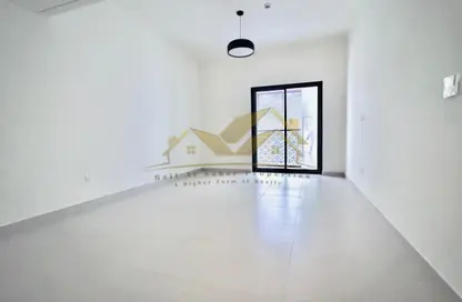 Apartment - 1 Bedroom - 2 Bathrooms for rent in Al Souk Al Kabeer - Bur Dubai - Dubai