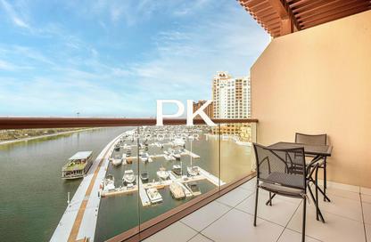 Apartment - Studio - 1 Bathroom for rent in Palm Views East - Palm Views - Palm Jumeirah - Dubai