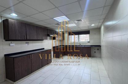 Apartment - 3 - 4 for rent in Asas Tower - Al Khan Lagoon - Al Khan - Sharjah