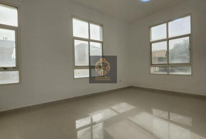 100423934 - Property Image 2