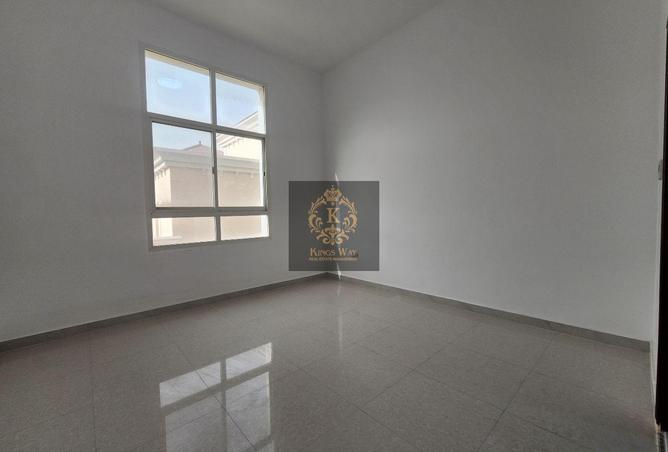 100423934 - Property Image 3