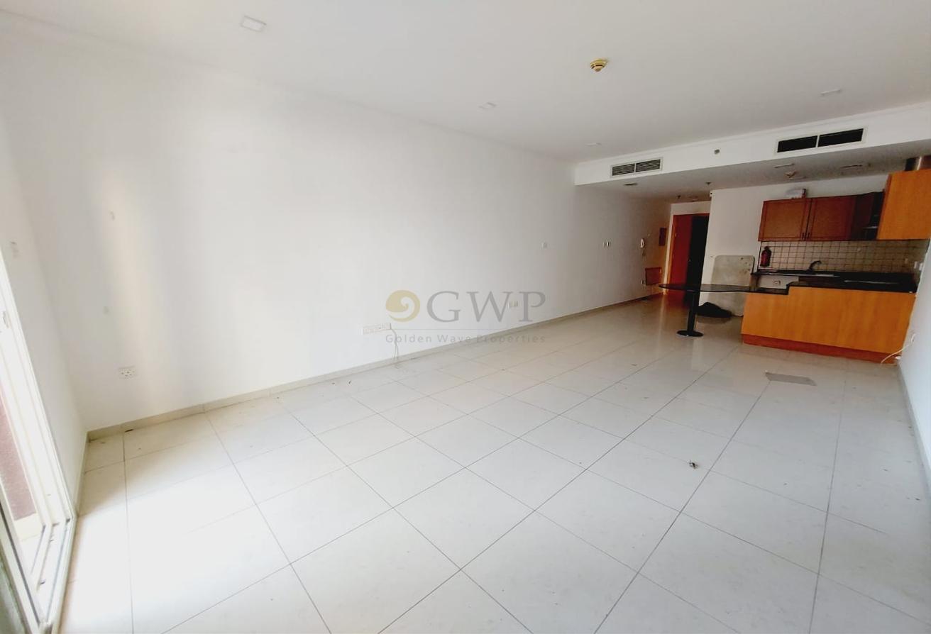Free Chiller | Bright | Balcony | Parking photo 10