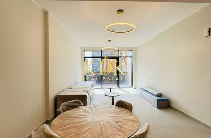 شقة - غرفة نوم - 2 حمامات للايجار في نيفا رزيدنسز - منطقة 16 - قرية جميرا الدائرية - دبي